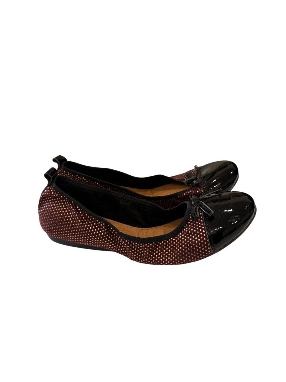 Bernie Mev Size 41 Curlies Cap Toe Studded Patent Toe Ballet Flats Shoes